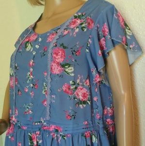 Suzanne Betro Floral crotchet boho top